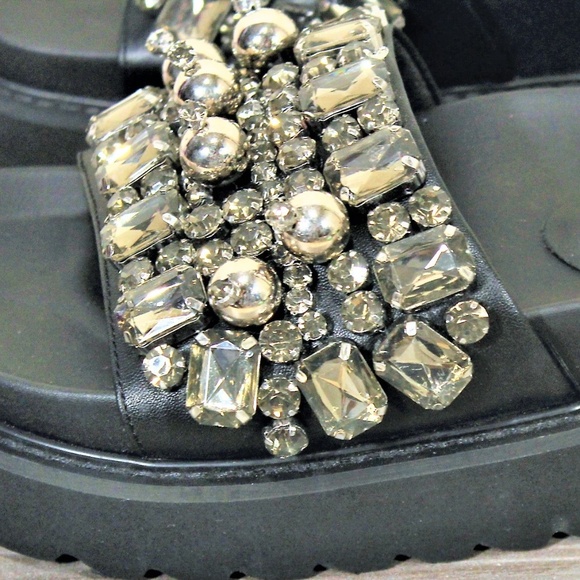 STEVE MADDEN "Pebbles" Jeweled Sandals-SZ. 6-NWOT - Picture 6 of 7